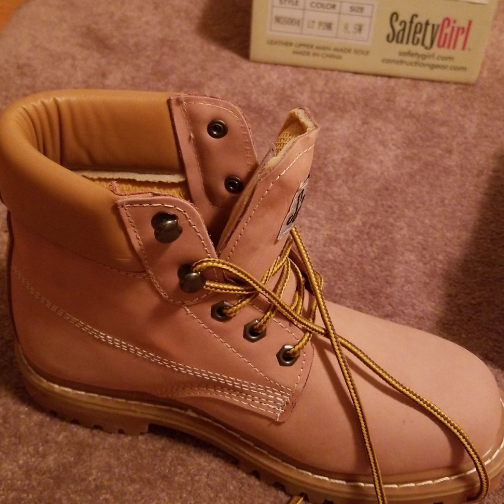 Womans Pink work boots